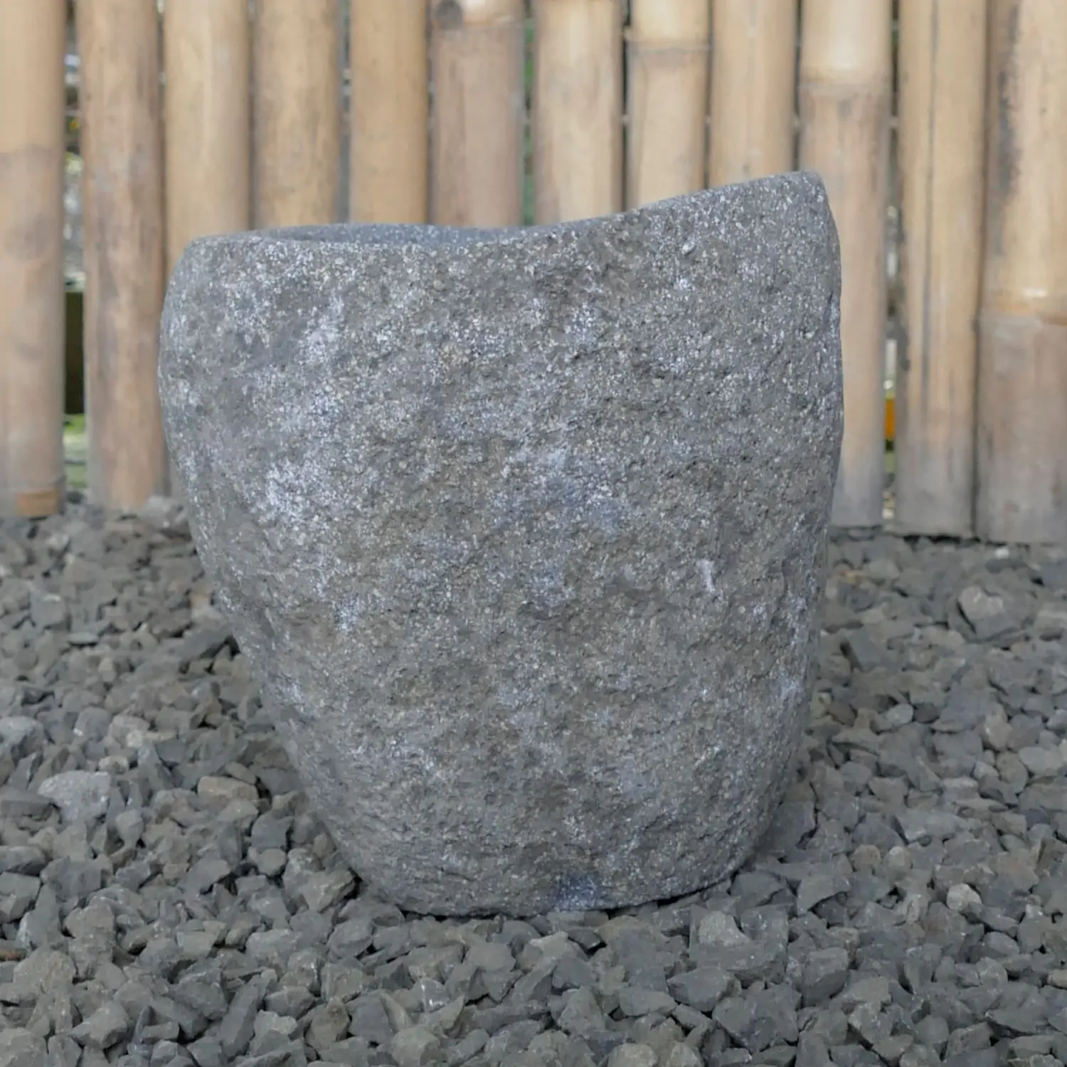  Product image 2 of the product “Planter made from Riverstone Size about 20 x 17 x 20 cm Height ”